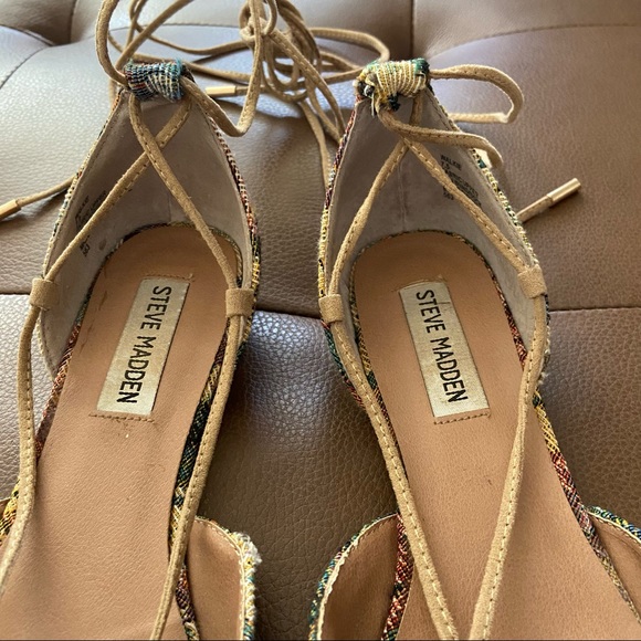 Steve Madden Walkie Floral Flat 7.5 Lace Up - Picture 11 of 12